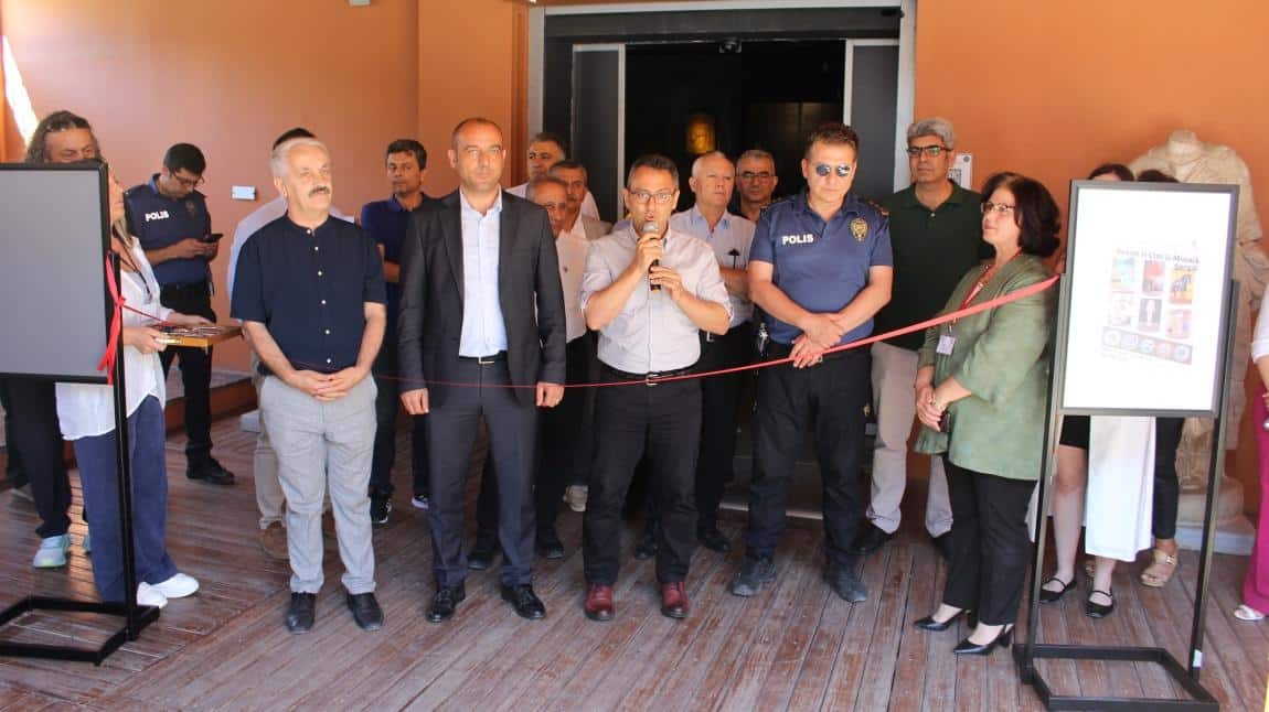Resim,Çini Ve Mozaik Kursları Sergimizin Açılışını Efes  Arkeoloji Müzesinde Gerçekleştirdik